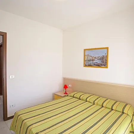 里亚托公寓 * 比比翁